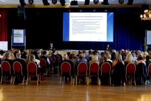 Großgruppenkonferenzen-15-min-300x200